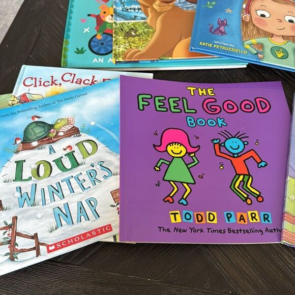 Kids story books, bedtime stories, board books, look and find, paw patrol - Picture 6 of 7